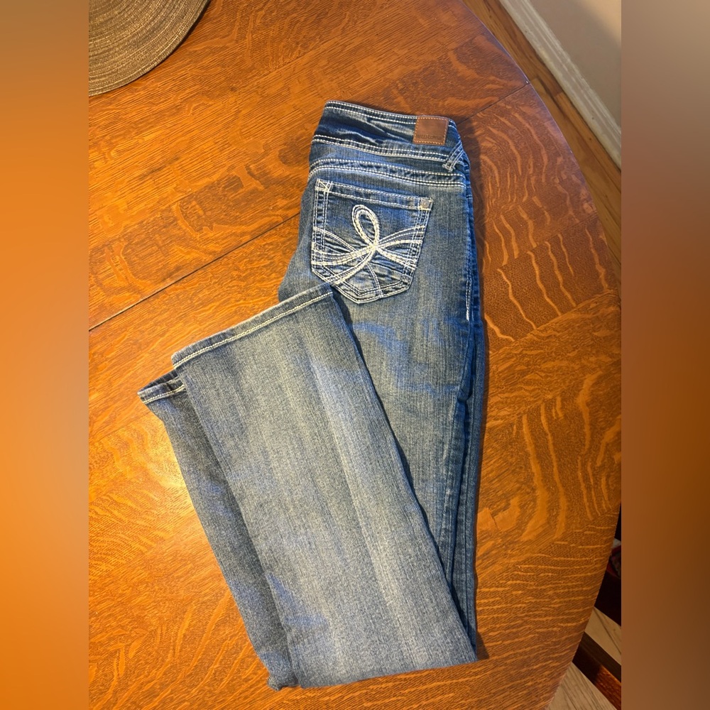 Wallflower luscious curvy fit bootleg jeans women’s size 5